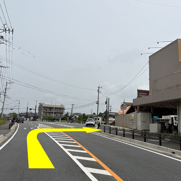 日新金属へは八代方面から右折